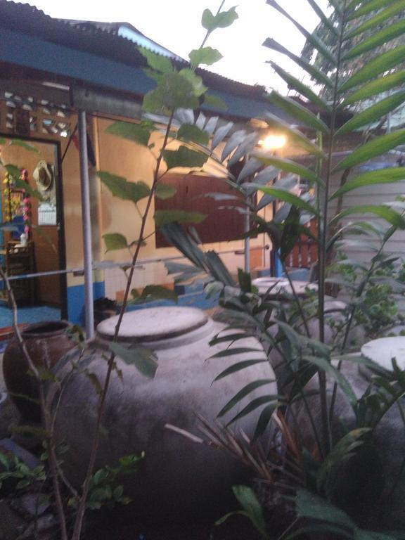 Patchaya Guesthouse Amphawa Exteriér fotografie
