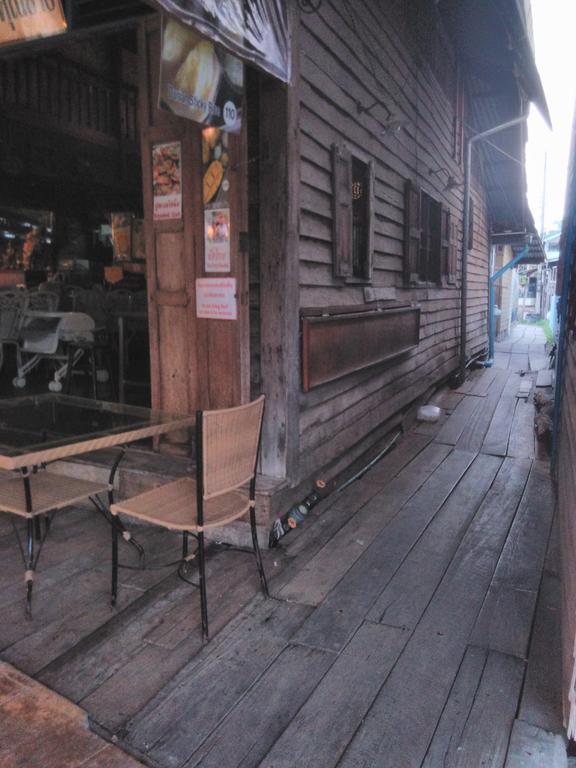 Patchaya Guesthouse Amphawa Exteriér fotografie